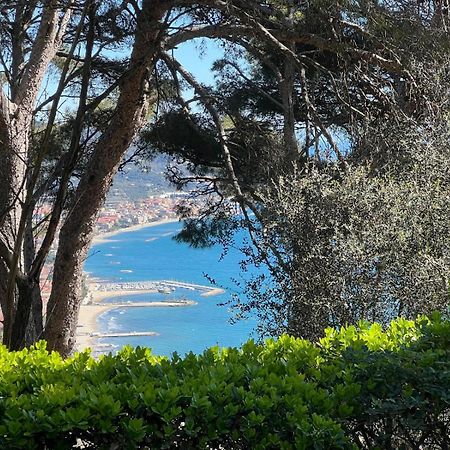 Torre Alpicella Holiday Home, A Scenic Escape Into Nature And Relaxation Diano Marina Exteriör bild