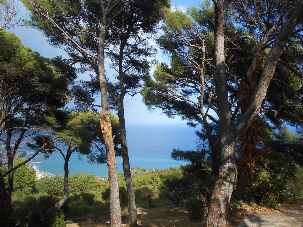 Torre Alpicella Holiday Home, A Scenic Escape Into Nature And Relaxation Diano Marina Exteriör bild