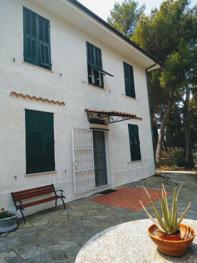 Torre Alpicella Holiday Home, A Scenic Escape Into Nature And Relaxation Diano Marina Exteriör bild